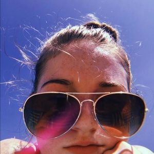 Meet your Posher, Bridget